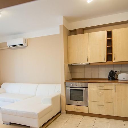 Center Haz Apartman บูดาเปสต์ ภายนอก รูปภาพ
