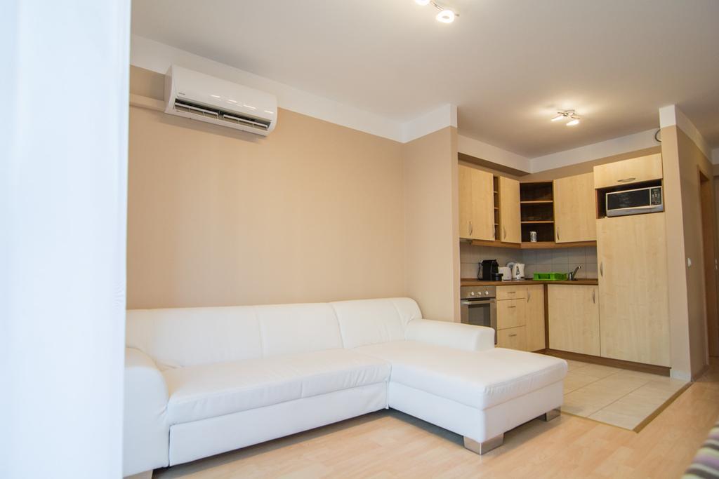 Center Haz Apartman บูดาเปสต์ ภายนอก รูปภาพ